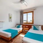Rt-las Brisas Apartment