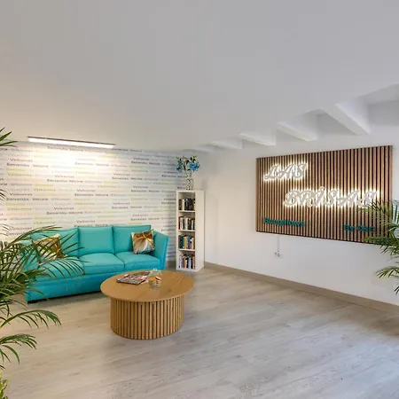 Rt-las Brisas Apartment *