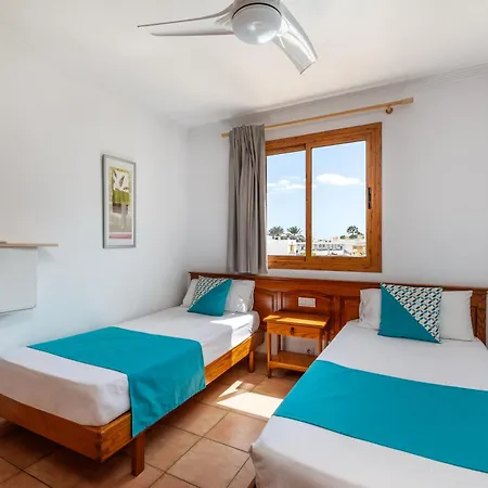 Rt-las Brisas Apartment