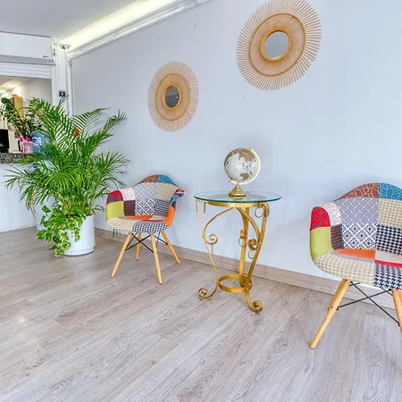 Rt-las Brisas Апартаменты *